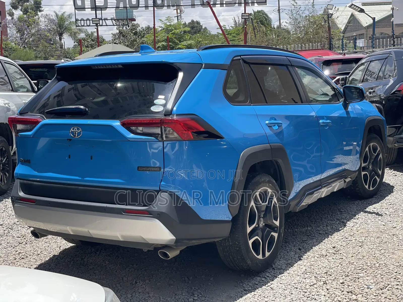 Toyota RAV4 Adventure 2019 Blue