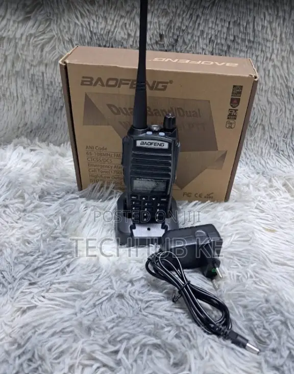 Handheld Baofeng Uv-82 High Power 5w Uhf Ham Radio 2 Way Walkie Talkie