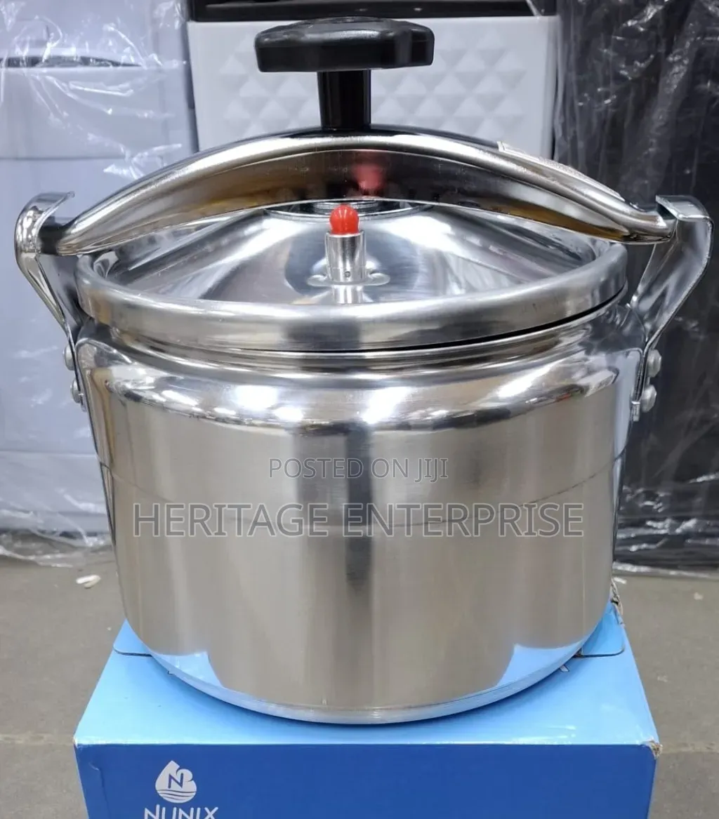 Manual Pressure Cooker, Stainless Steel 11ltrs Nunix
