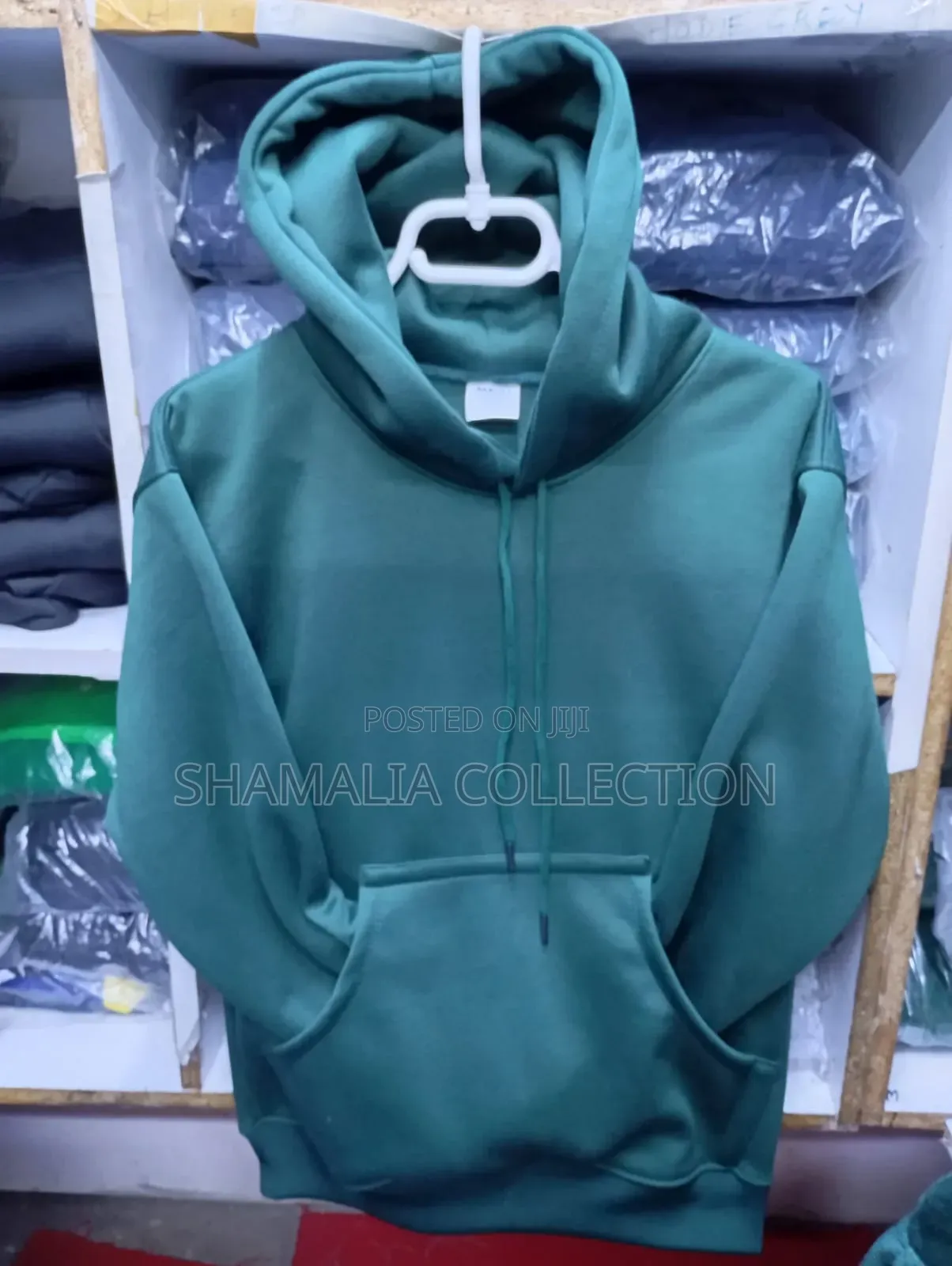 Adult Hoodies – Warm, Stylish & Comfortable