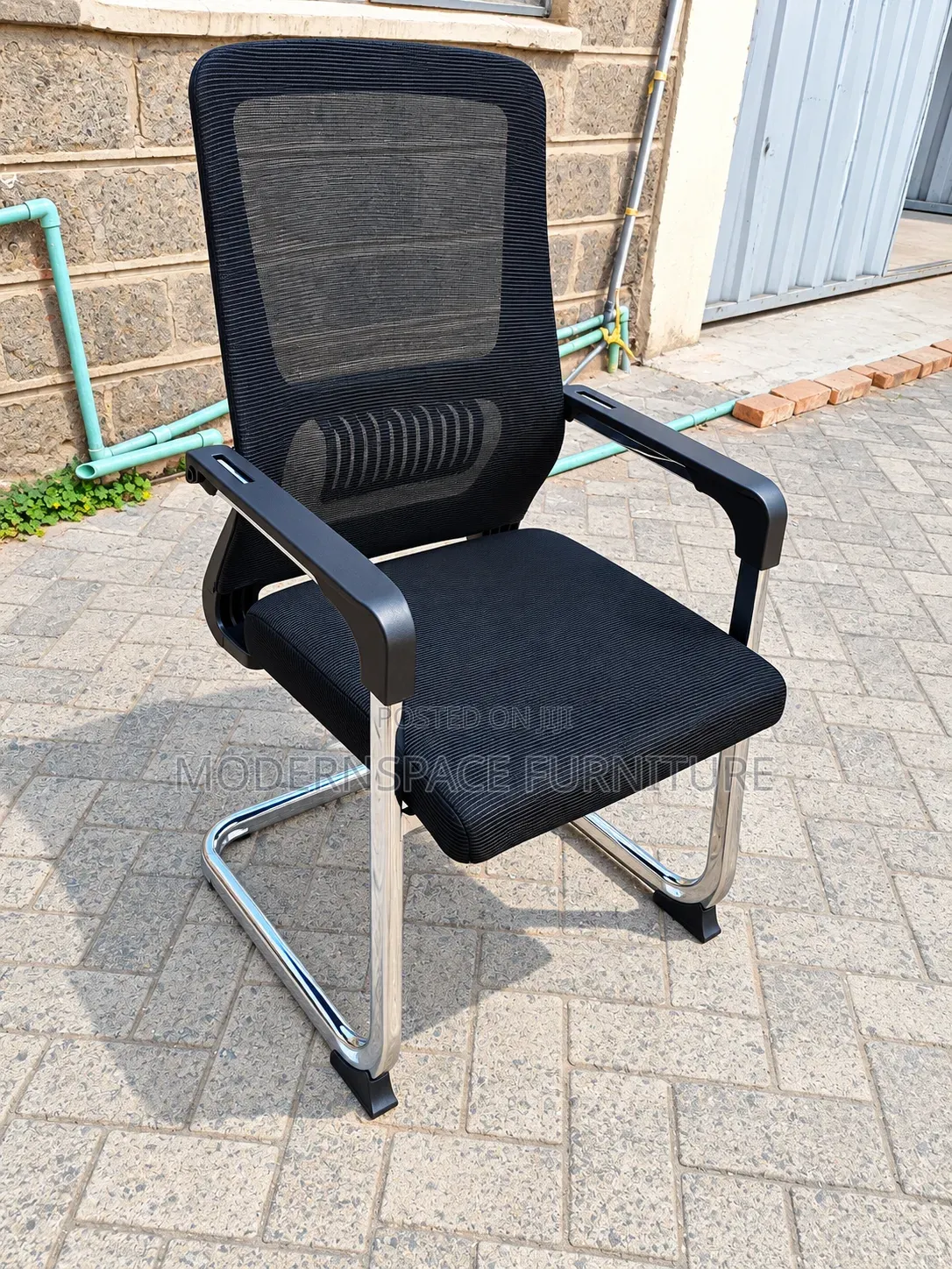 Black Mesh Office Visitor Chair