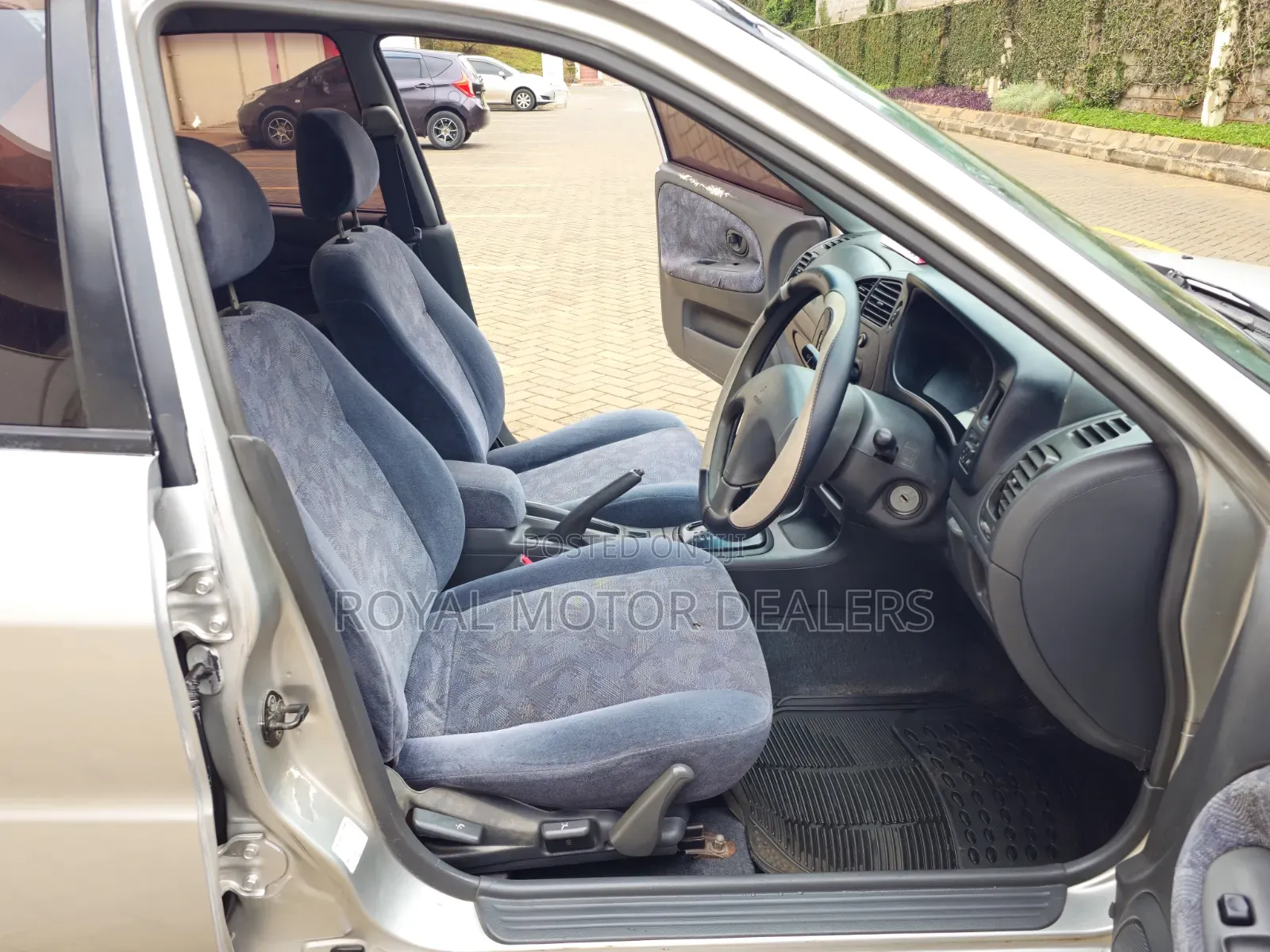 Mitsubishi Lancer 1998 Silver