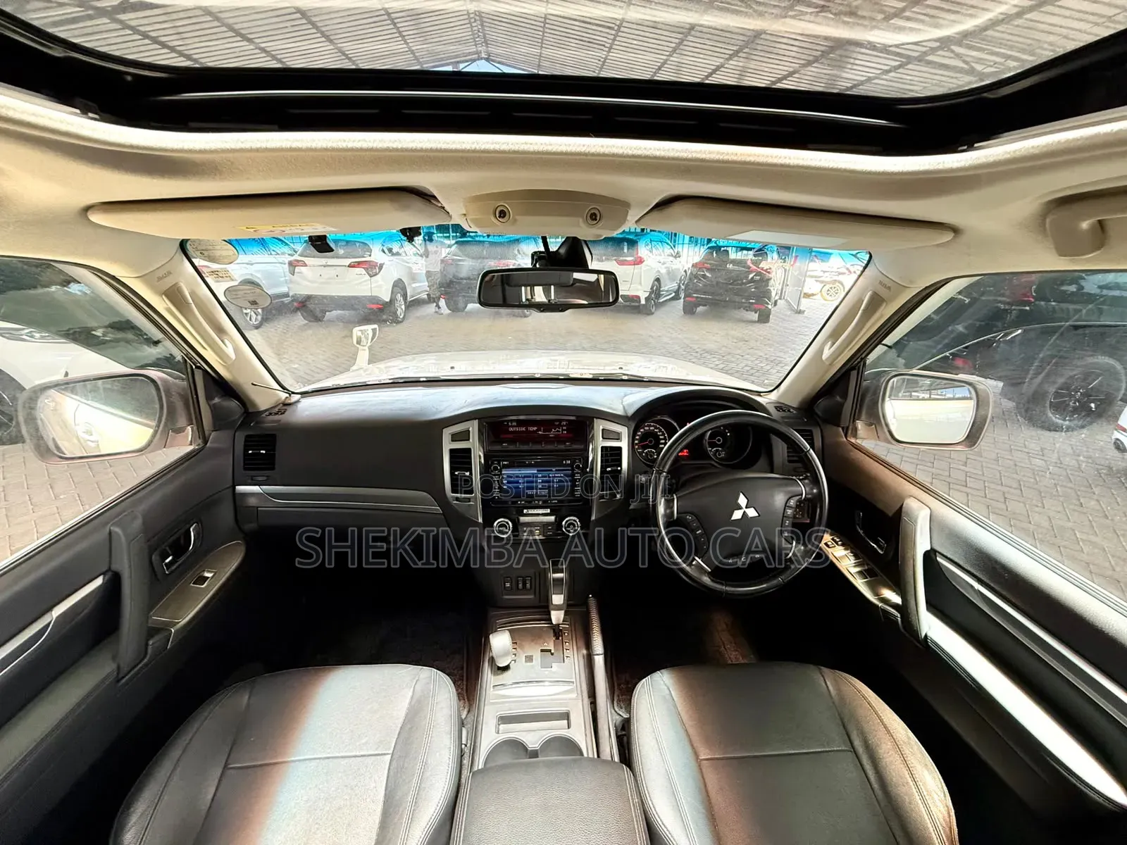 Mitsubishi Pajero Exceed 2020 White