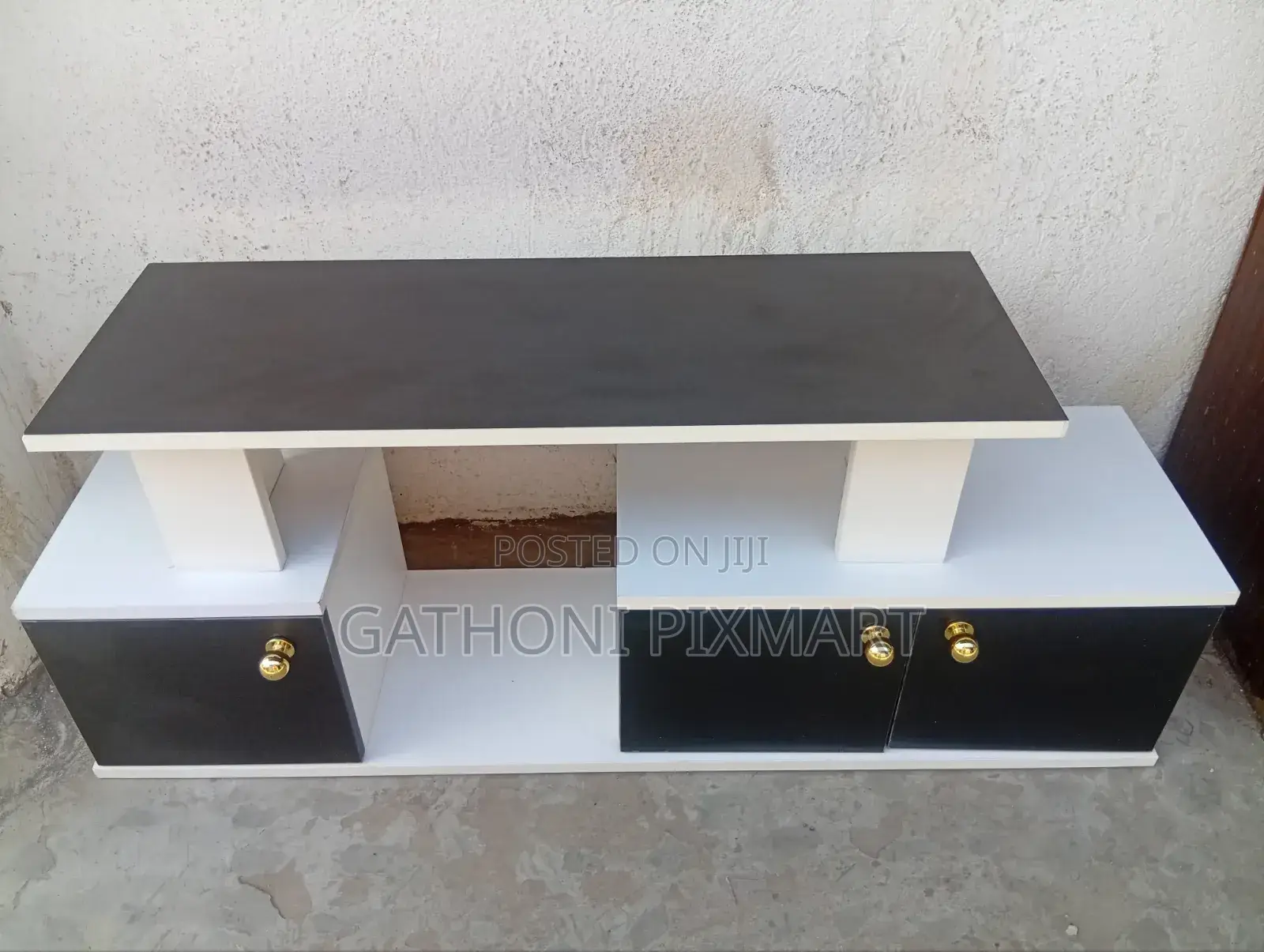 Instabul Stylish TV Stand With Shelves and Storage