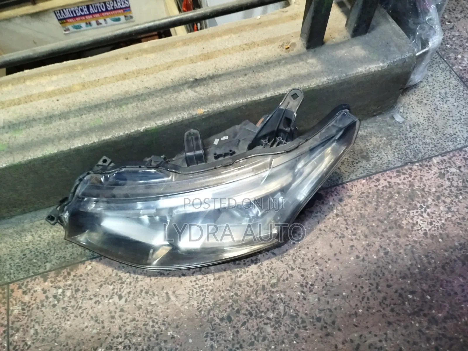 Mitsubishi Outlander 2013-2015 Headlight Zenon
