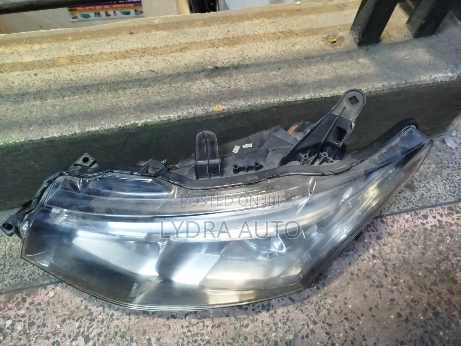 Mitsubishi Outlander 2013-2015 Headlight Zenon