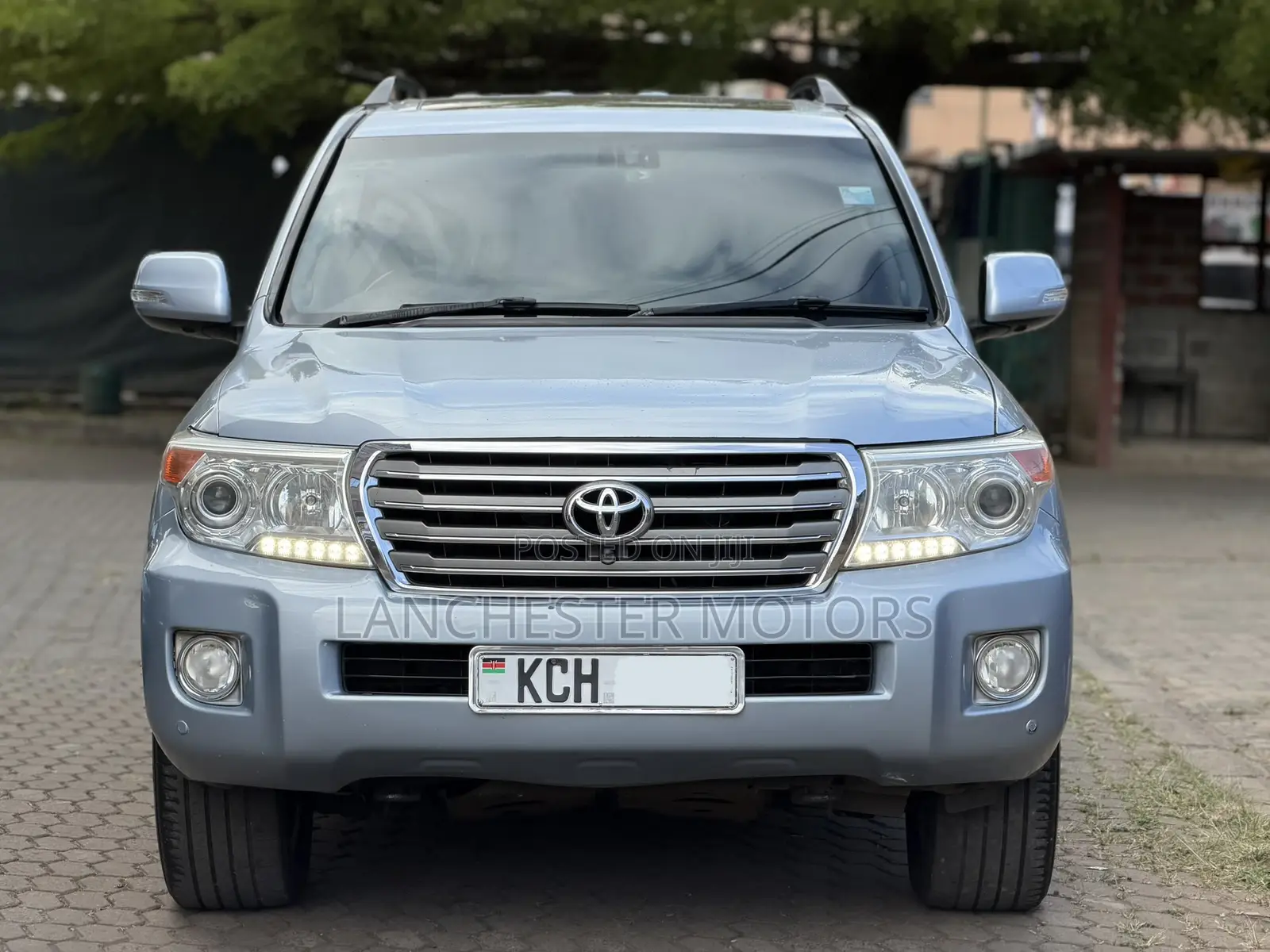 Toyota Land Cruiser 4.5 V8 VXR 2012 Blue