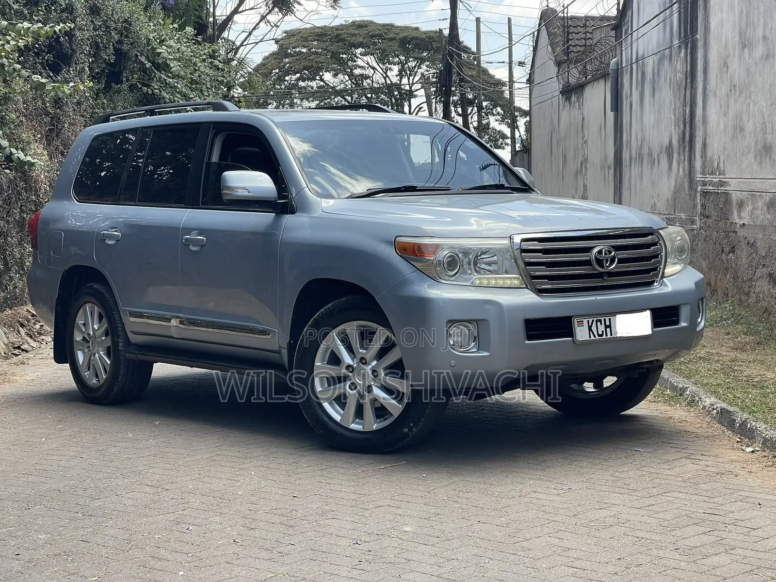 Toyota Land Cruiser 2012 Blue
