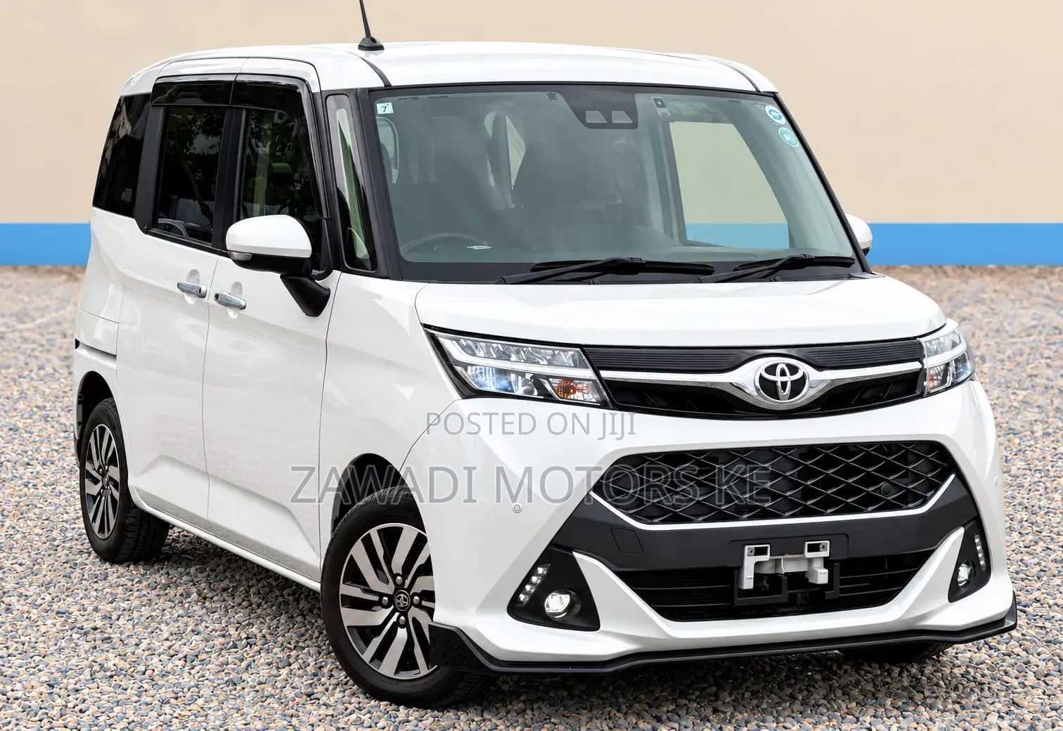 Toyota Tank 1.0 FWD 2019 White