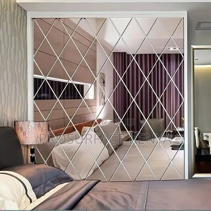 Diamond Wall Mirror Acrylic – 36 Piece Silver Pack