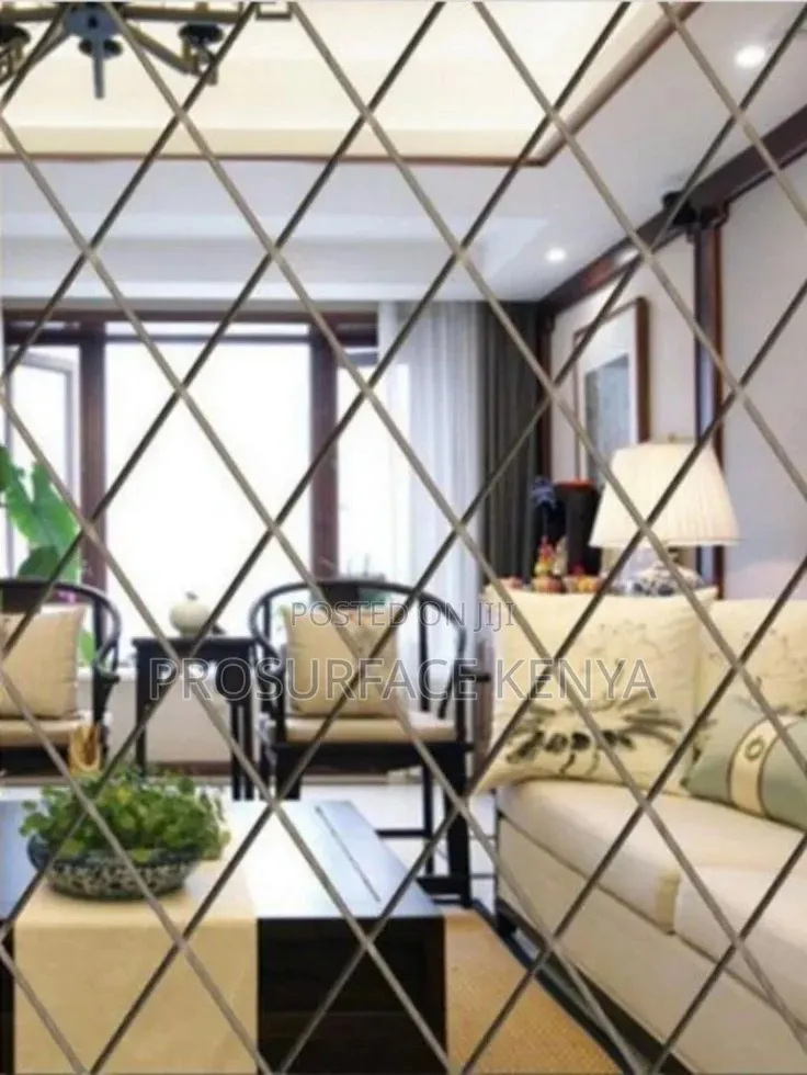 Diamond Wall Mirror Acrylic – 36 Piece Silver Pack