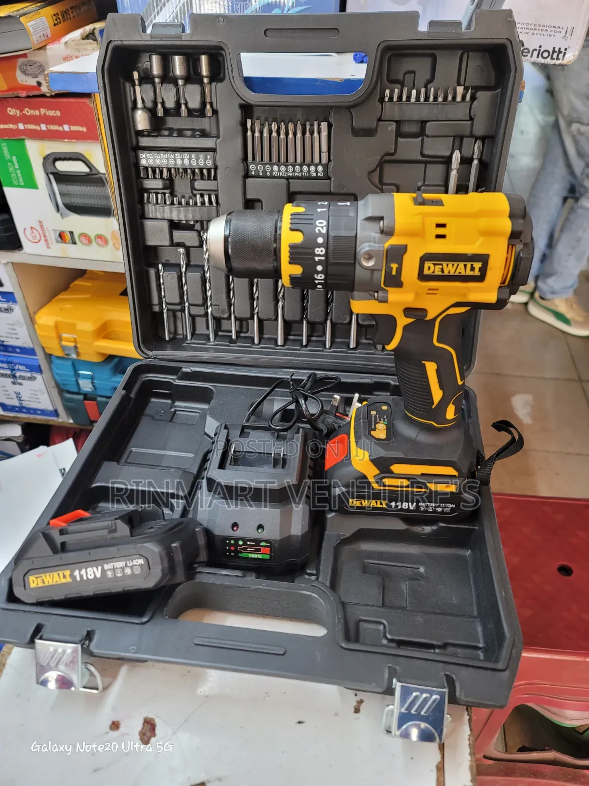 Dewalt Brushless Cordless 118v/Brushless Cordless Drill 118v