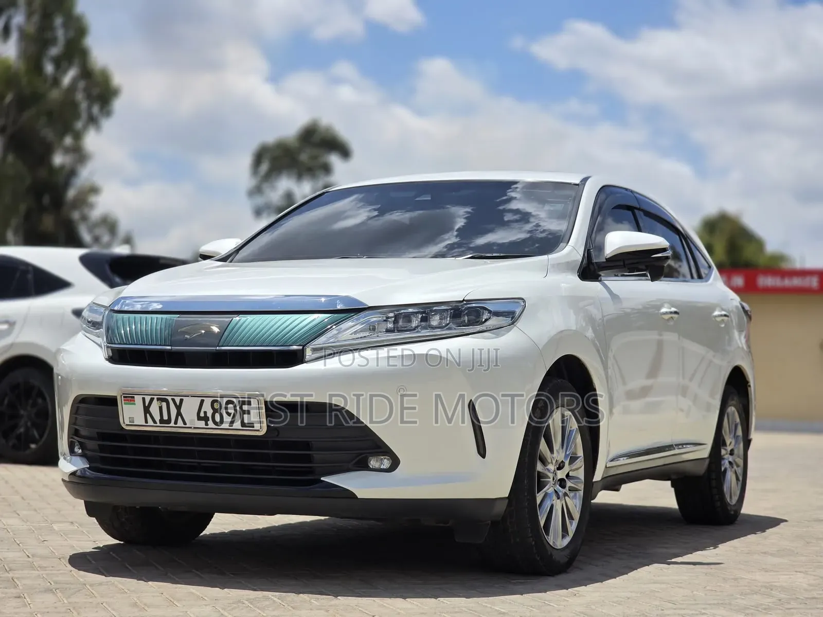 Toyota Harrier 2.0 2019 Pearl