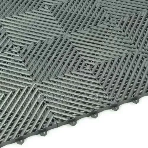 Car Wash Floor Tiles 18mm Heavy Duty PVC Interlocking Mats