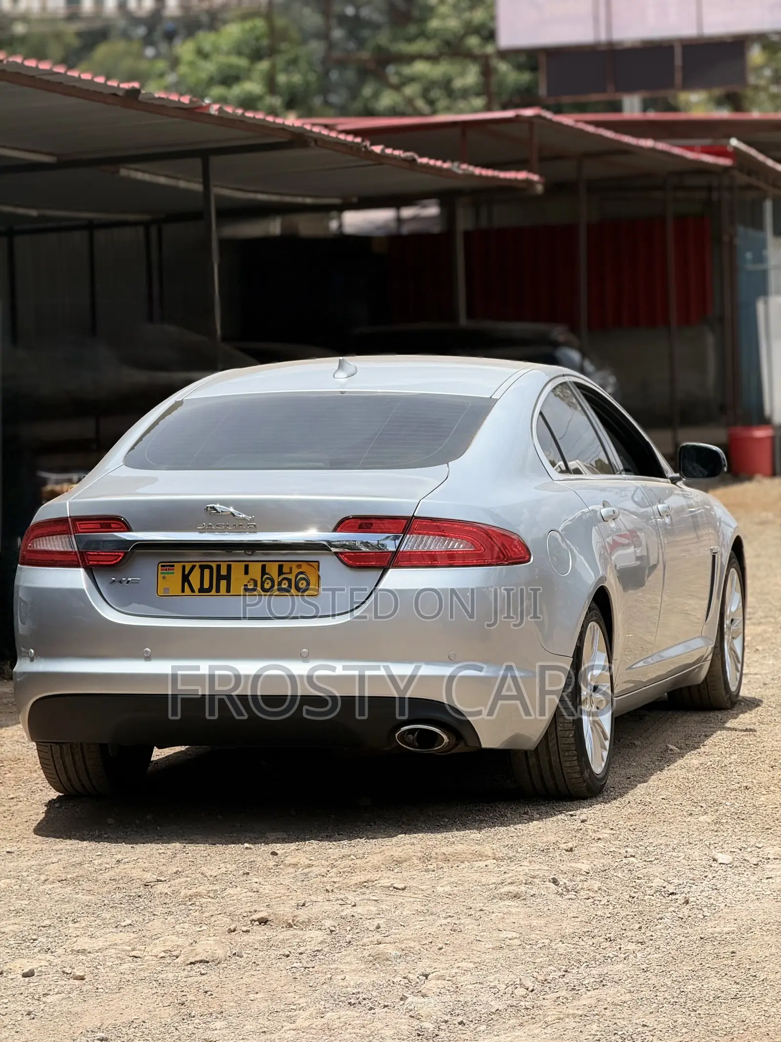 Jaguar XF 2016 Silver
