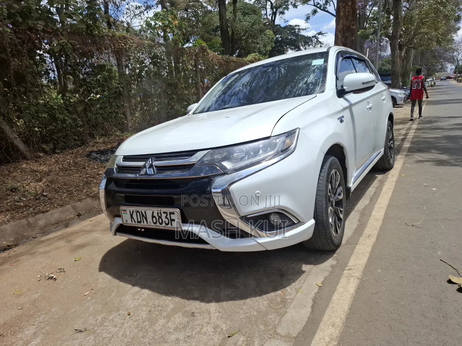 Mitsubishi Outlander 2018 White