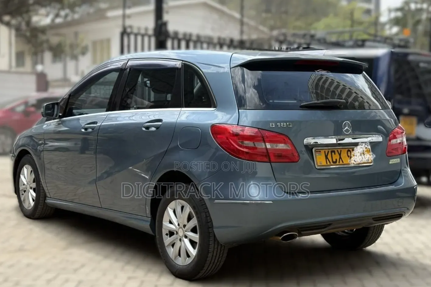 Mercedes-Benz B-Class 2012 Blue