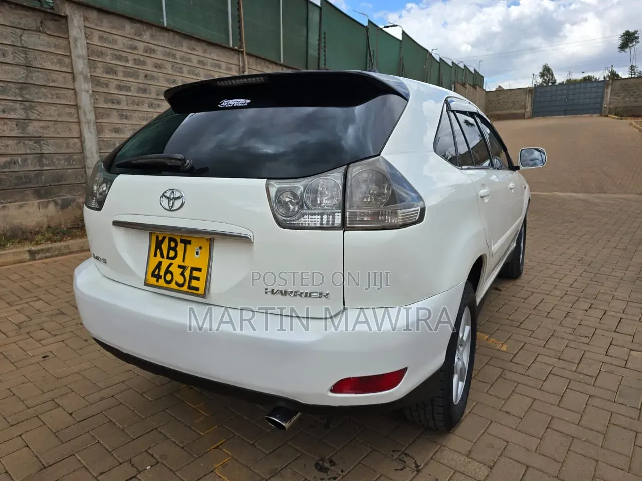 Toyota Harrier 2005 White