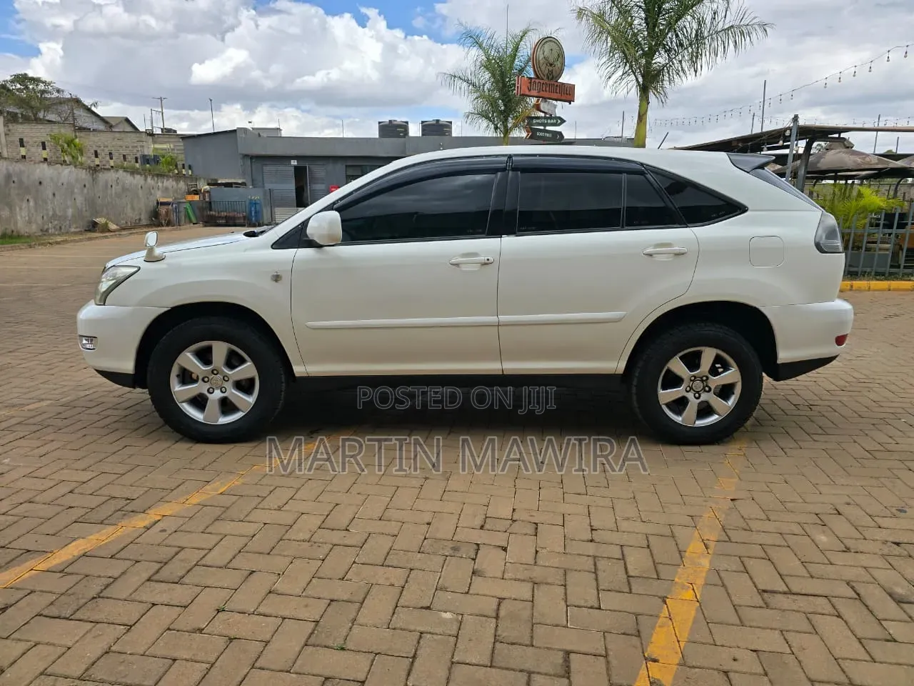 Toyota Harrier 2005 White