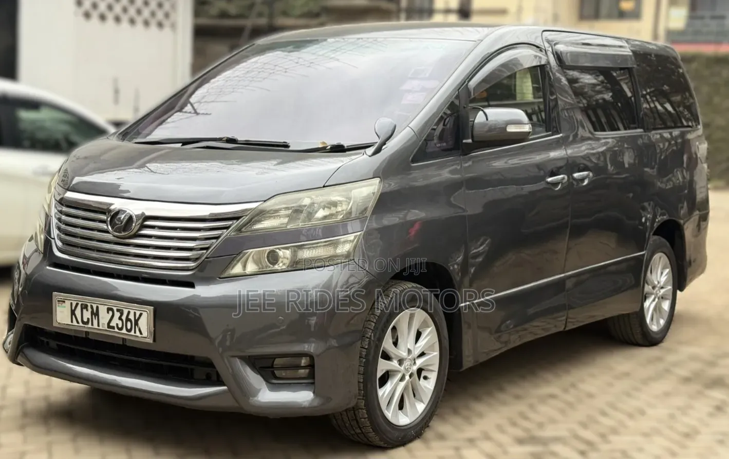 Toyota Vellfire 2010 Gray
