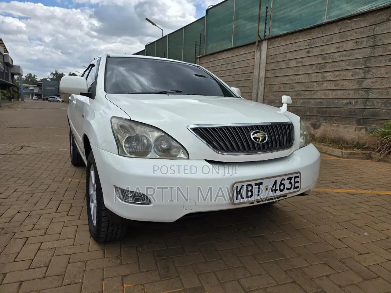 Toyota Harrier 2005 White