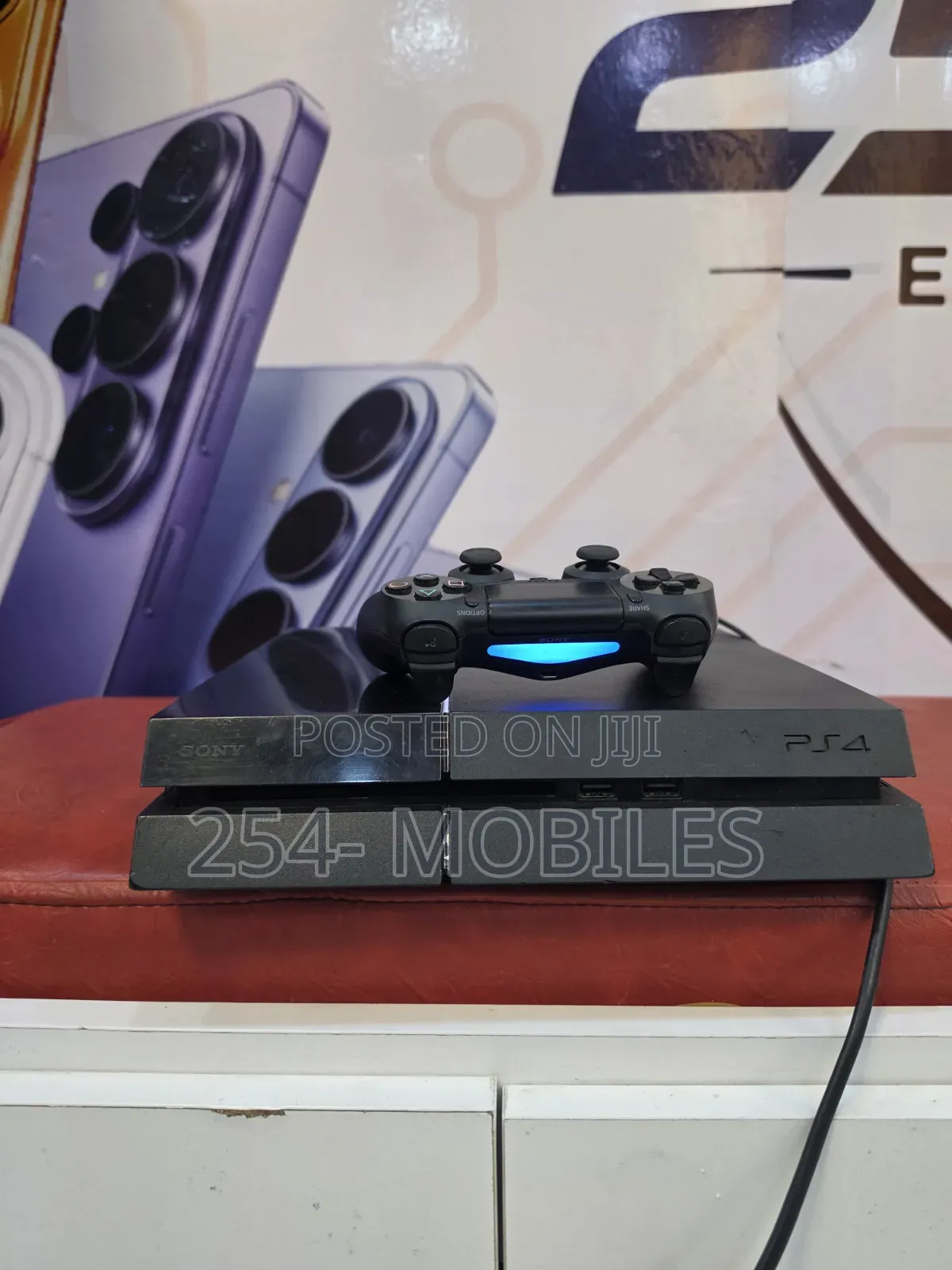Sony PS4 Standard 500GB Single Controller – Pre Owned