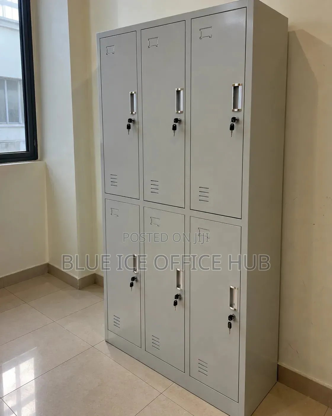6 Door Steel Locker Cabinet – Lockable Office Storage.