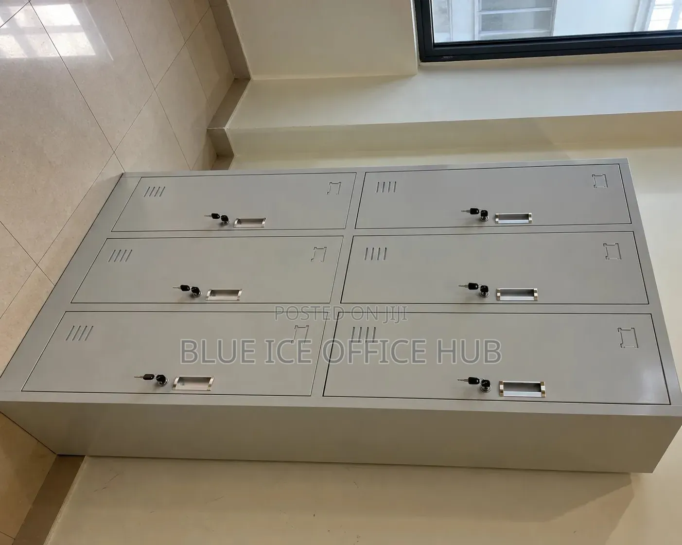 6 Door Steel Locker Cabinet – Lockable Office Storage.