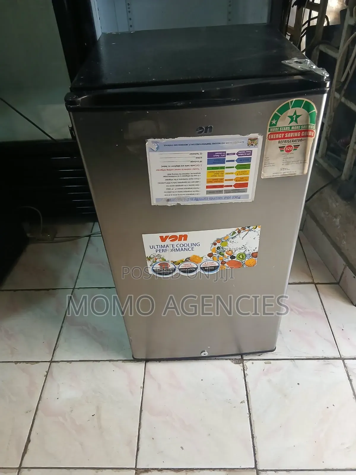 93l Von Mini Fridge