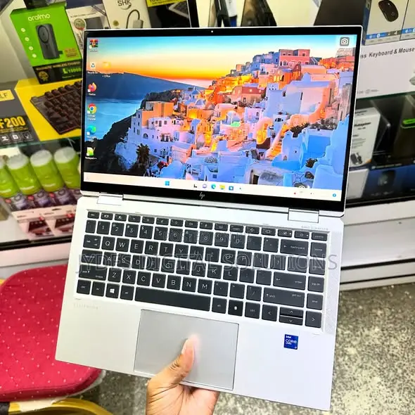 Laptop HP EliteBook 1040 G8 16GB Intel Core i7 SSD 512GB