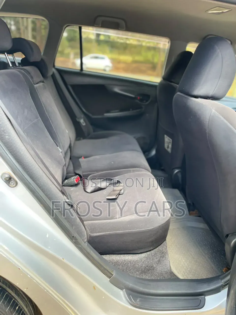 Toyota Corolla Fielder 1.5 Petrol FWD 2010 Silver
