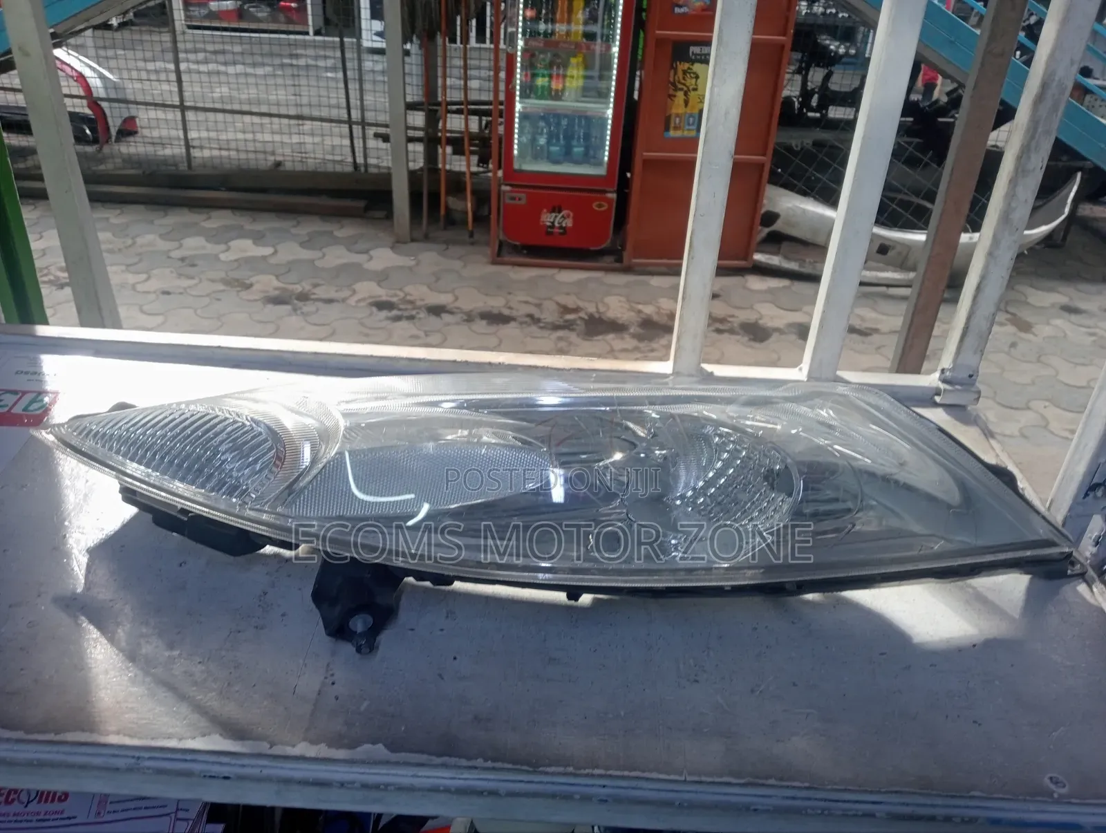Nissan Kjuke 2012 Upper Headlight