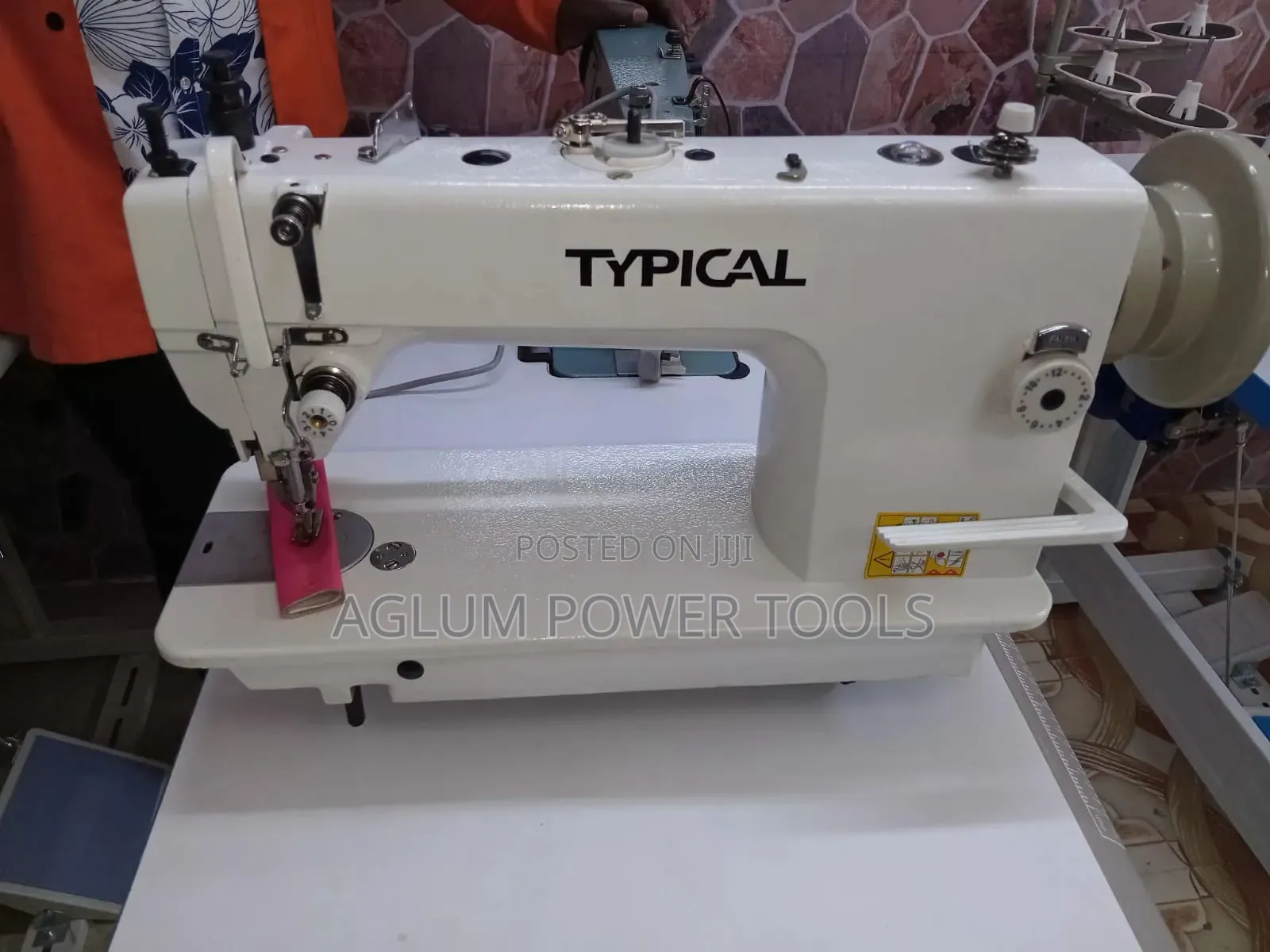 Industrial Typical Walking Foot Machine. Model GC-0302