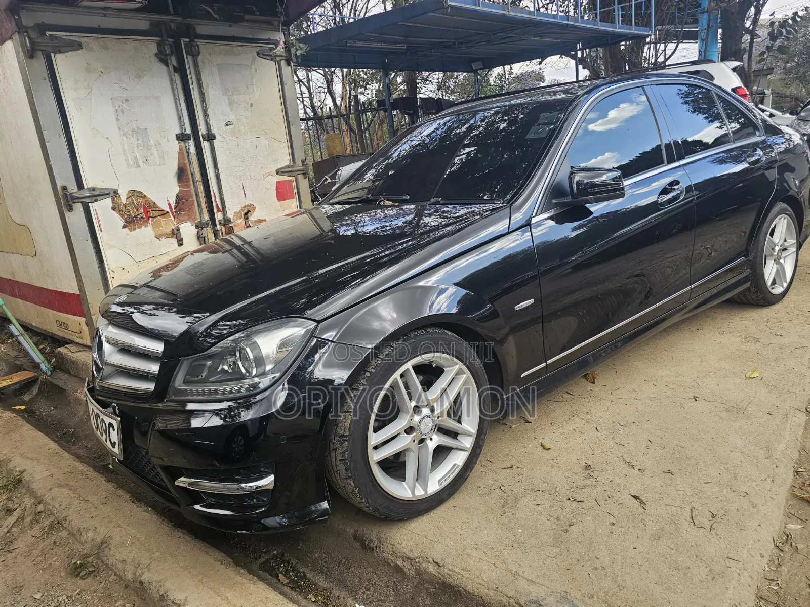 Mercedes-Benz C200 2014 Black