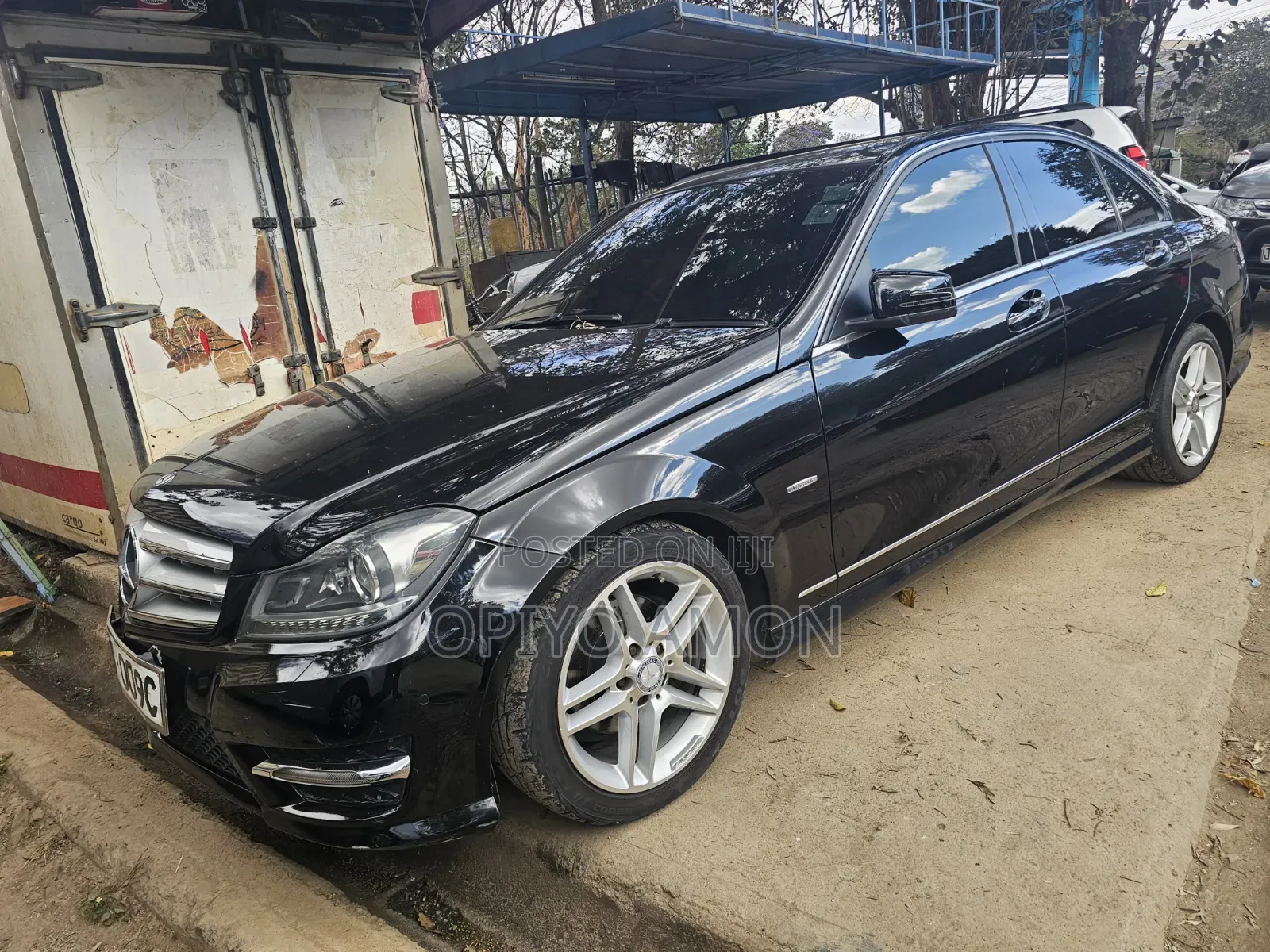 Mercedes-Benz C200 2014 Black