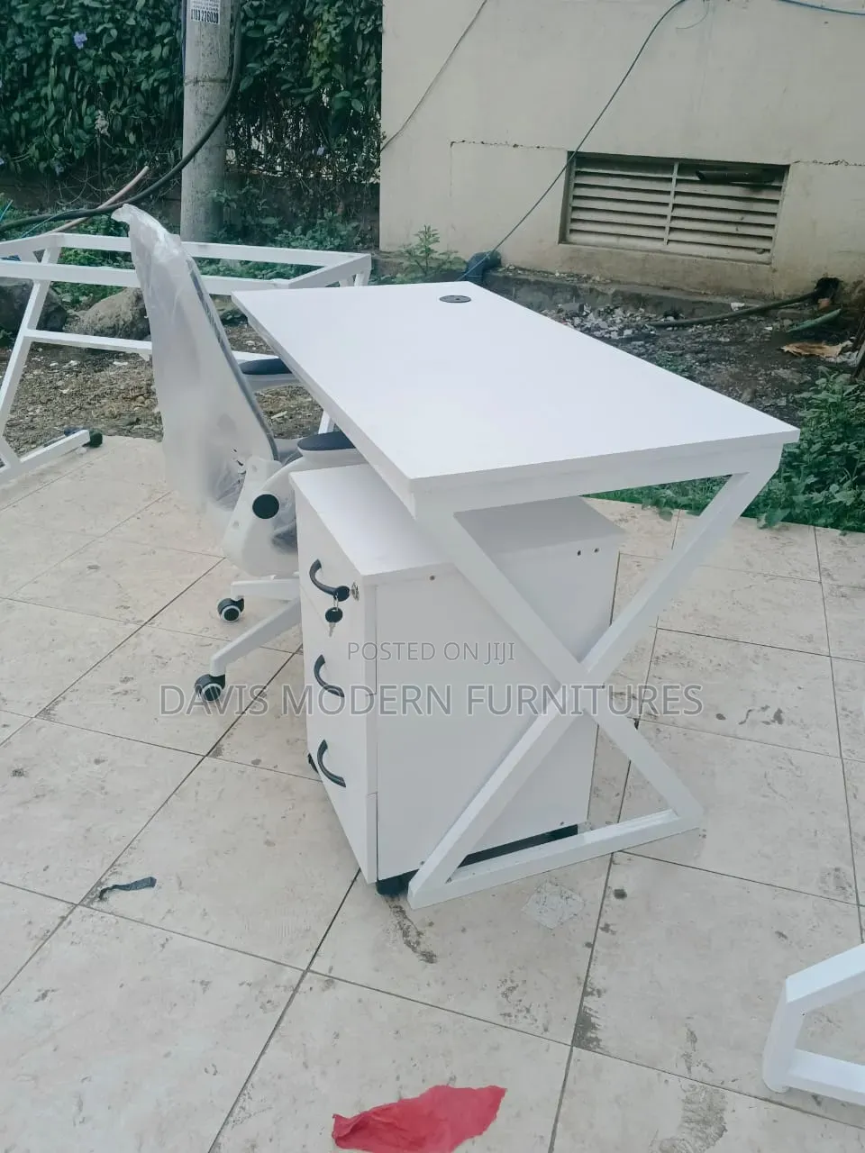 Office Desk With Three Pedestal Drawers Set