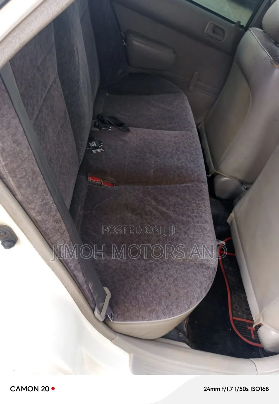 Toyota Corolla 1998 White