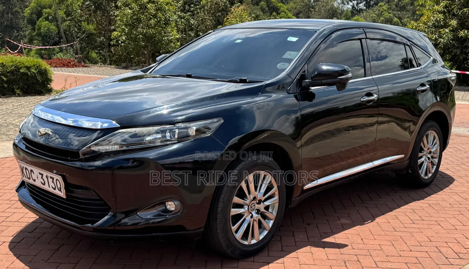 Toyota Harrier 2.0 2014 Gray