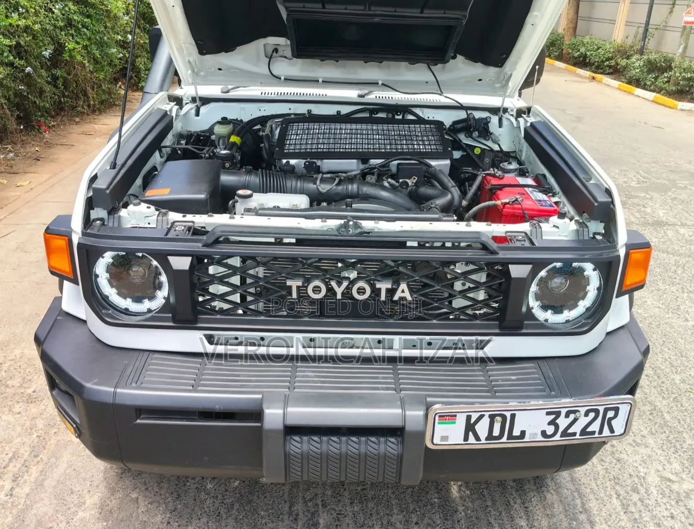 Toyota Land Cruiser 2023 White