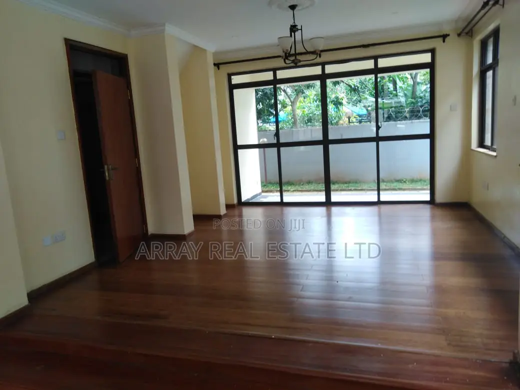 Furnished 4bdrm Villa in Aspire Villas, Riverside Drive for sale
