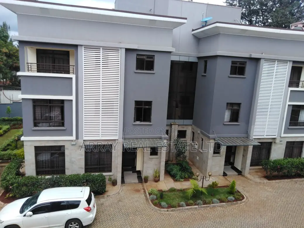 Furnished 4bdrm Villa in Aspire Villas, Riverside Drive for sale