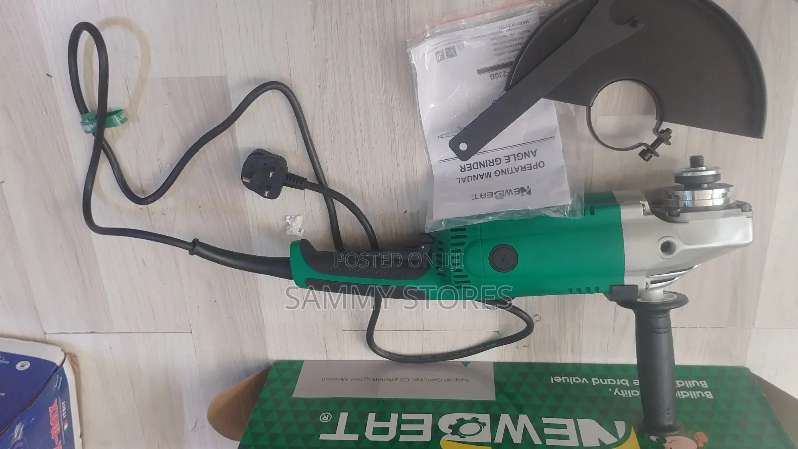 NewBeat Heavy-Duty Power Angle Grinder With Protective Guard