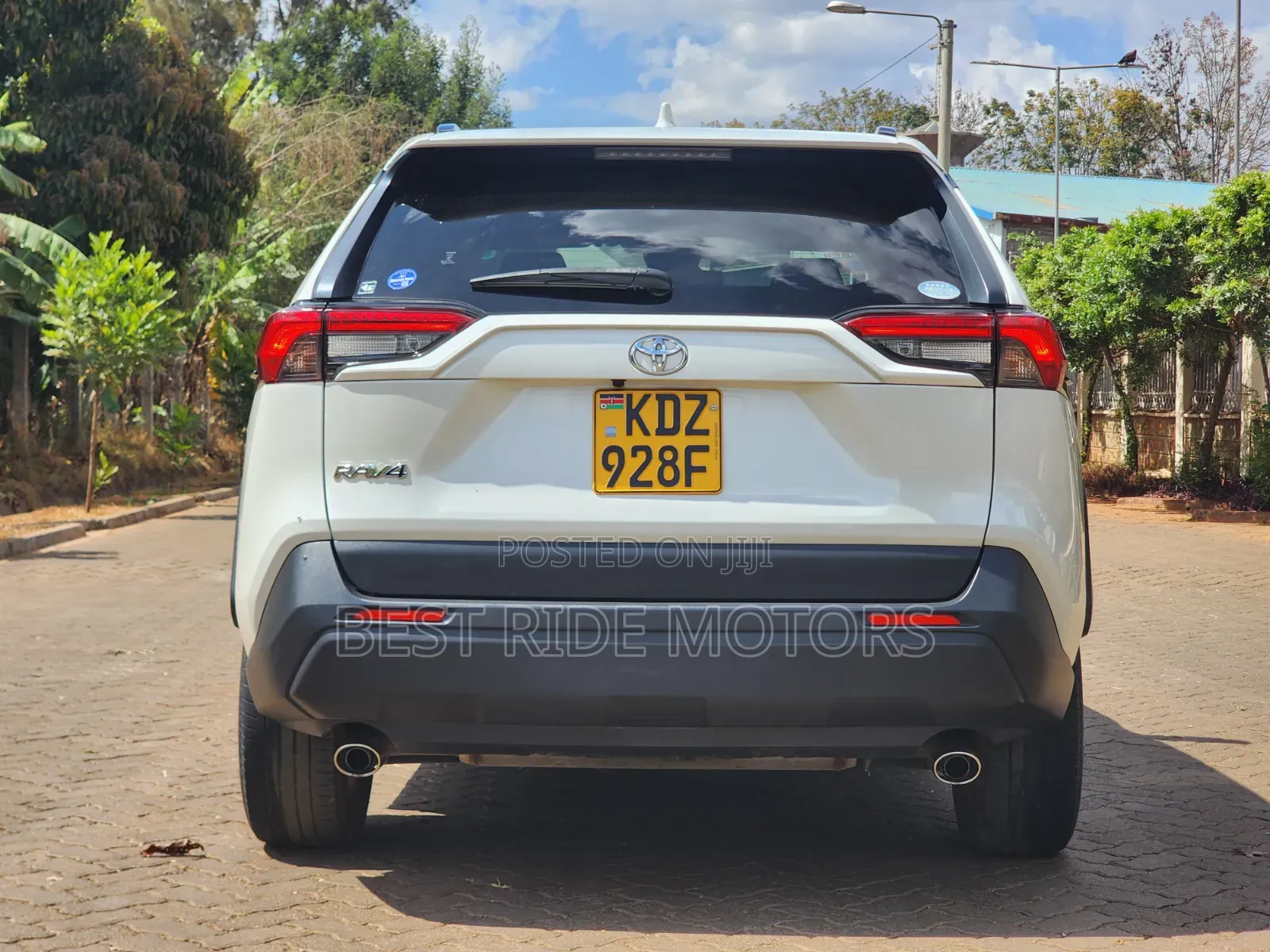 Toyota RAV4 2019 White