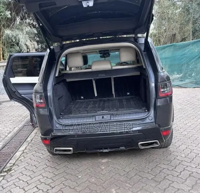 Rover Land 2022 Gray