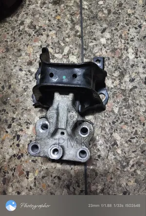 Nissan Note E12 Engine Mountain