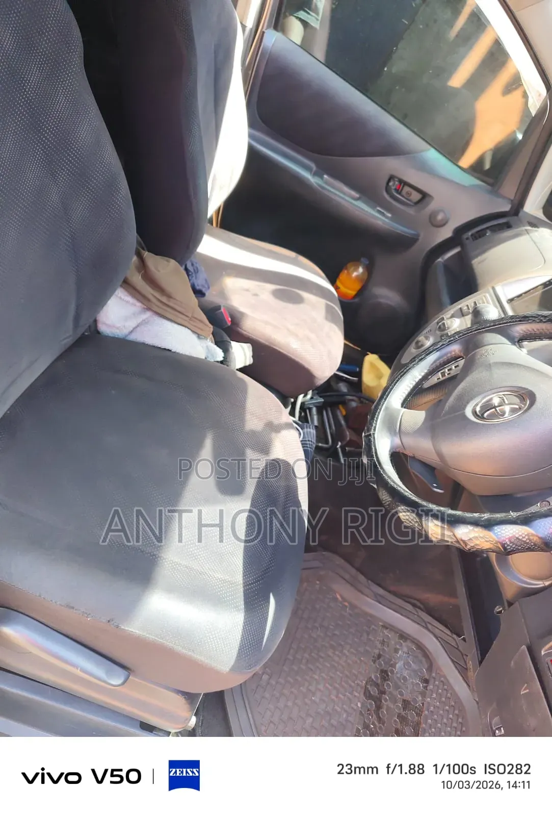 Toyota Ractis 1.5 FWD 2009 Gray