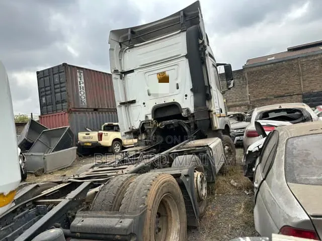 Mercedes Benz Actros 2545 No Engine and Gearbox