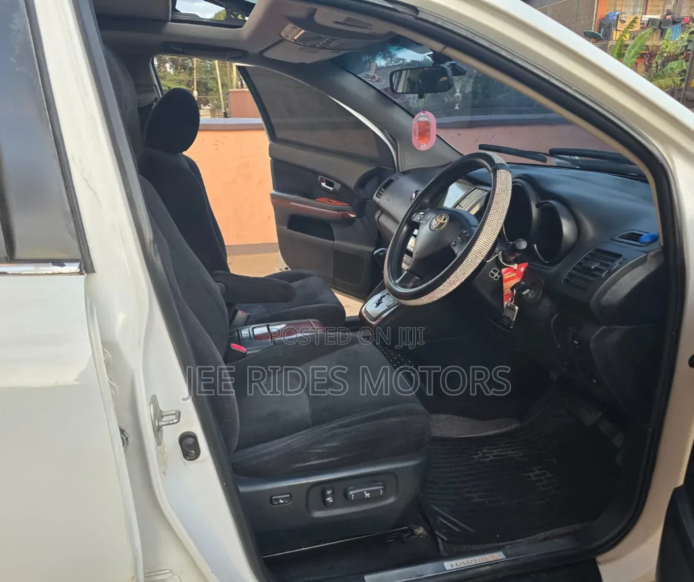 Toyota Harrier 2006 Off white