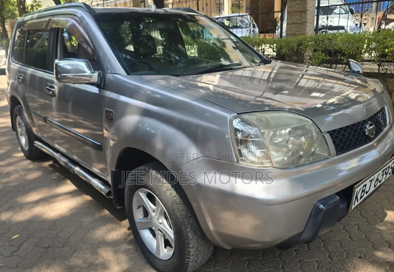 Nissan X-Trail 2002 Gray