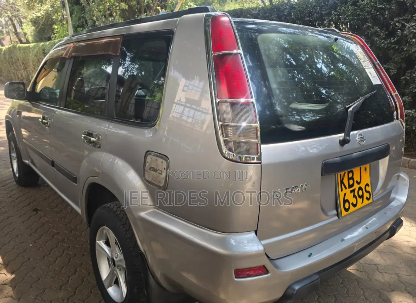 Nissan X-Trail 2002 Gray